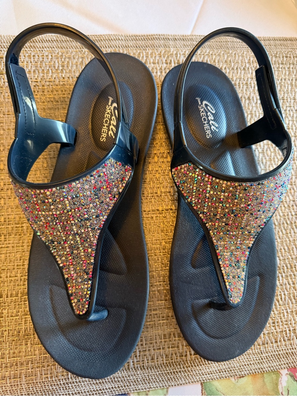 Skechers size 10 Women’s Black Slingback Thong Sandals with Multicolor Sparkle
